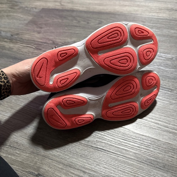 Nike Revolution 4 - Picture 7 of 7